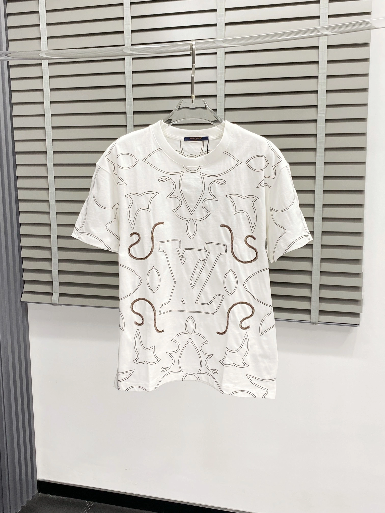 wg.luxury- 8V item:E-F290E2505